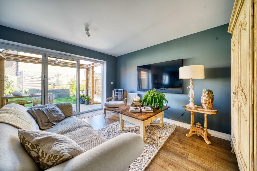 Additional image 6 of Beautifully presented family home in the popular Eaton Park development