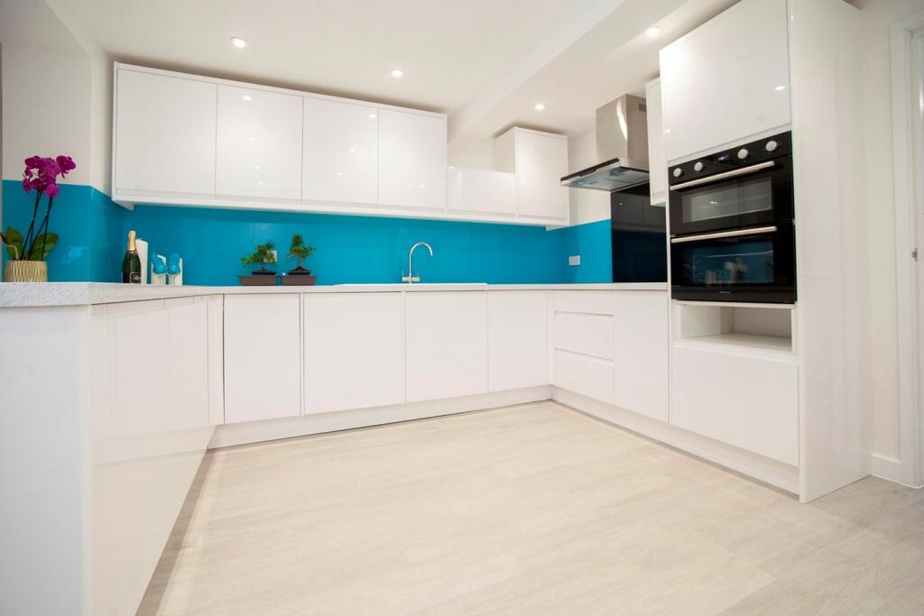Additional image 21 of Saint John's Crescent, Bristol