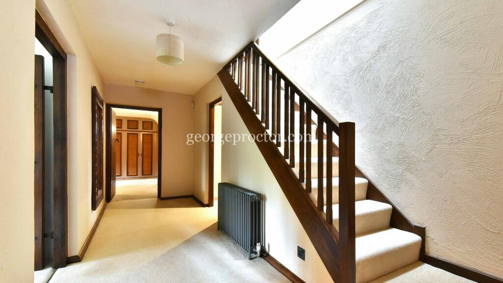 Additional image 17 of Oakwood Close, Chislehurst, BR7