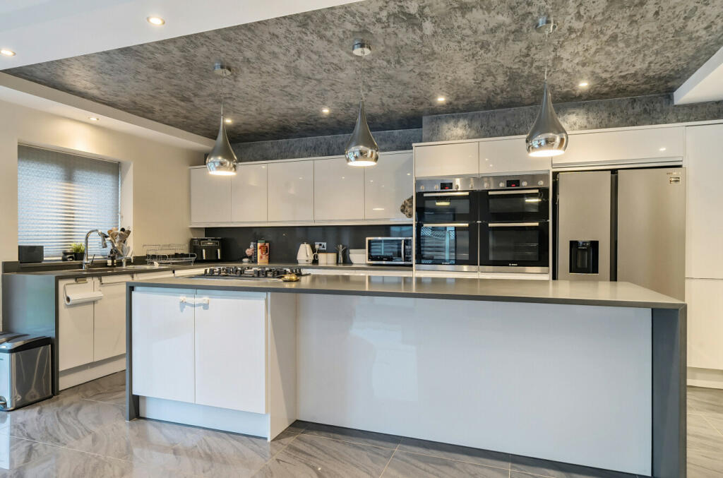 Additional image 7 of Leesons Hill, Chislehurst, Kent, BR7