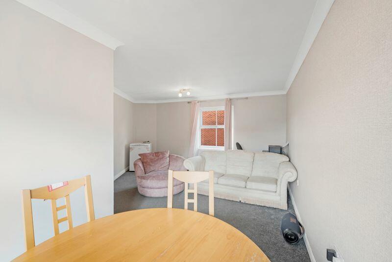 Additional image 4 of Longridge Way, Weston Village - HUGE GARAGE!