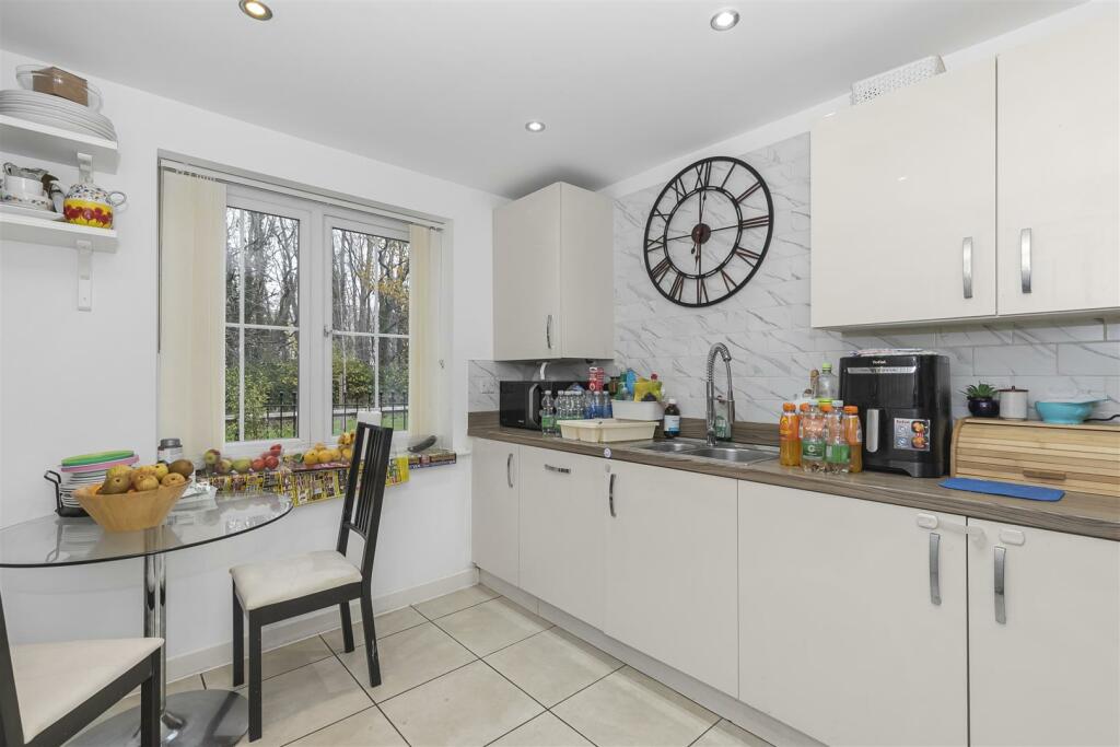 Additional image 6 of Henry Shute Road, Bristol