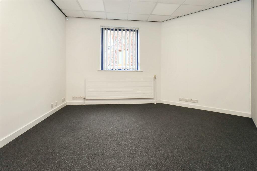 Additional image 4 of Stylish offices in Clevedon Town Centre
