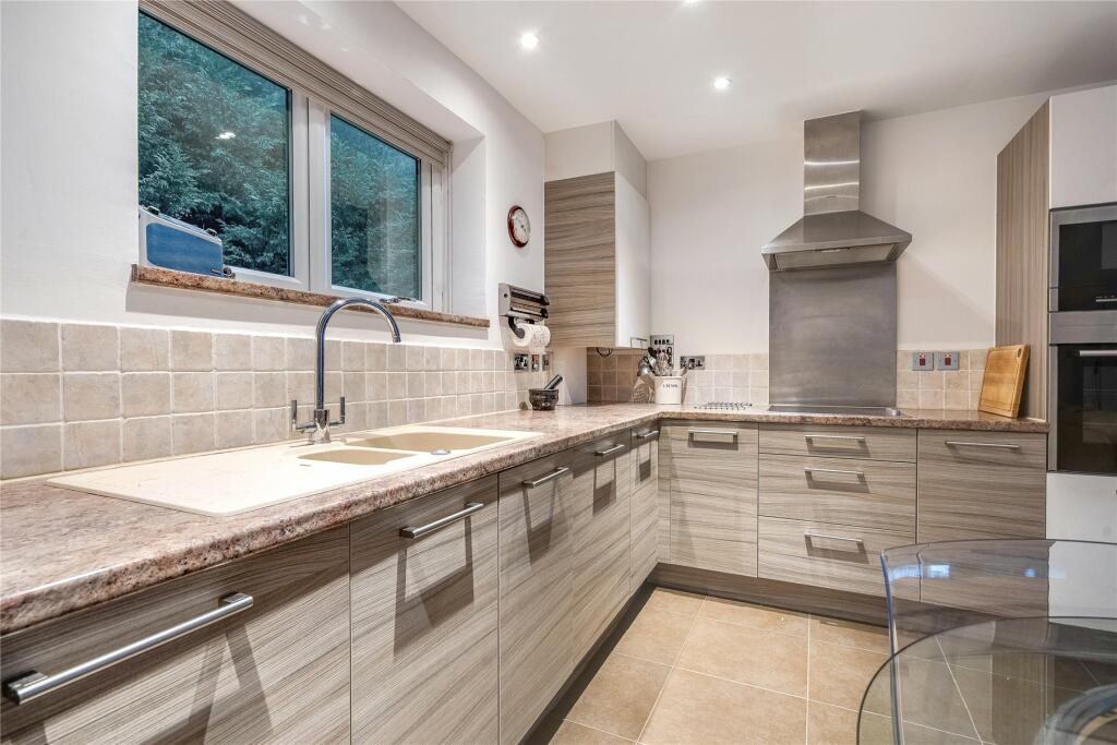 Additional image 14 of Albemarle Road, Beckenham