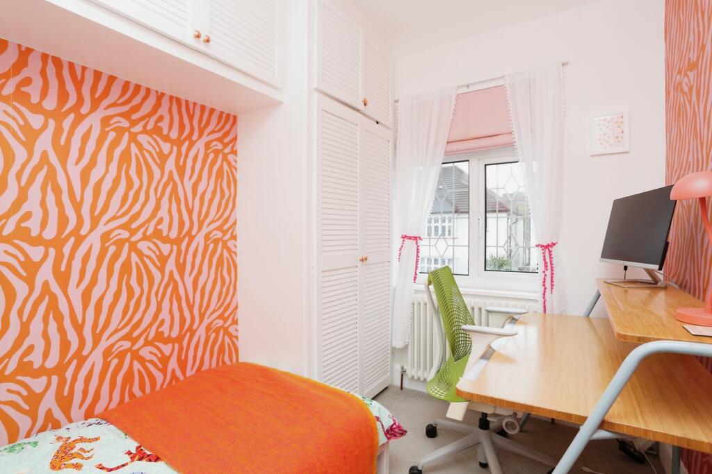 Additional image 11 of Ronalds Road, Bromley, BR1