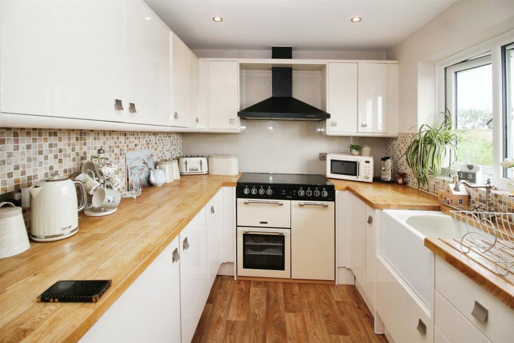 Additional image 7 of Lichfield Mount, Bradford, BD2 1NX