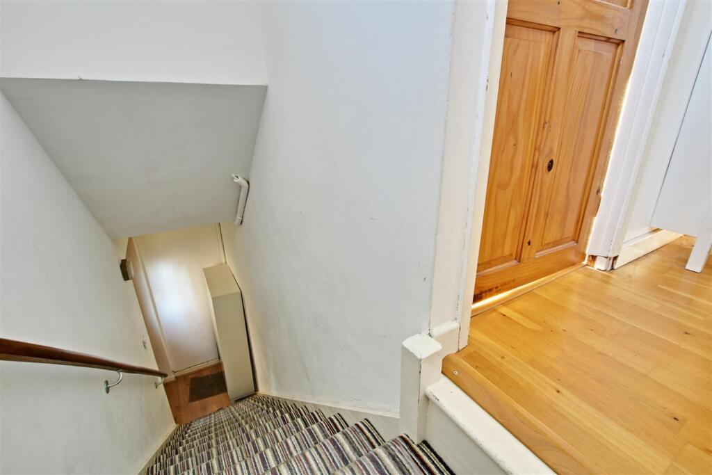 Additional image 10 of Highland Road, Bromley, BR1