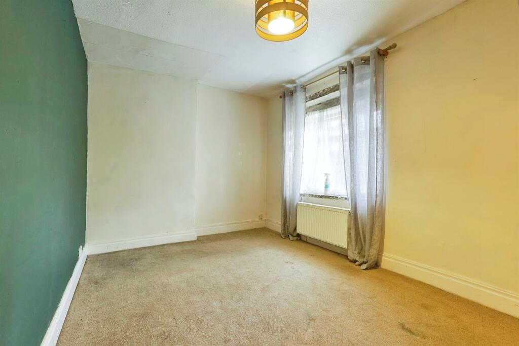 Additional image 10 of View Croft Road, Shipley