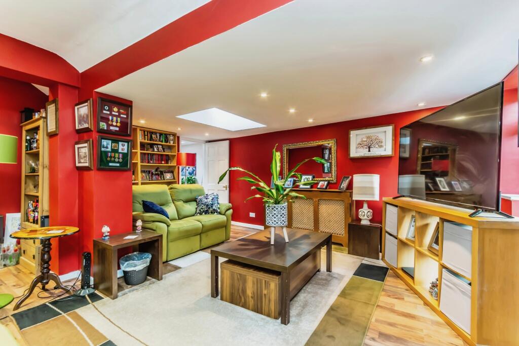 Additional image 8 of Leaves Green Road, Keston, BR2