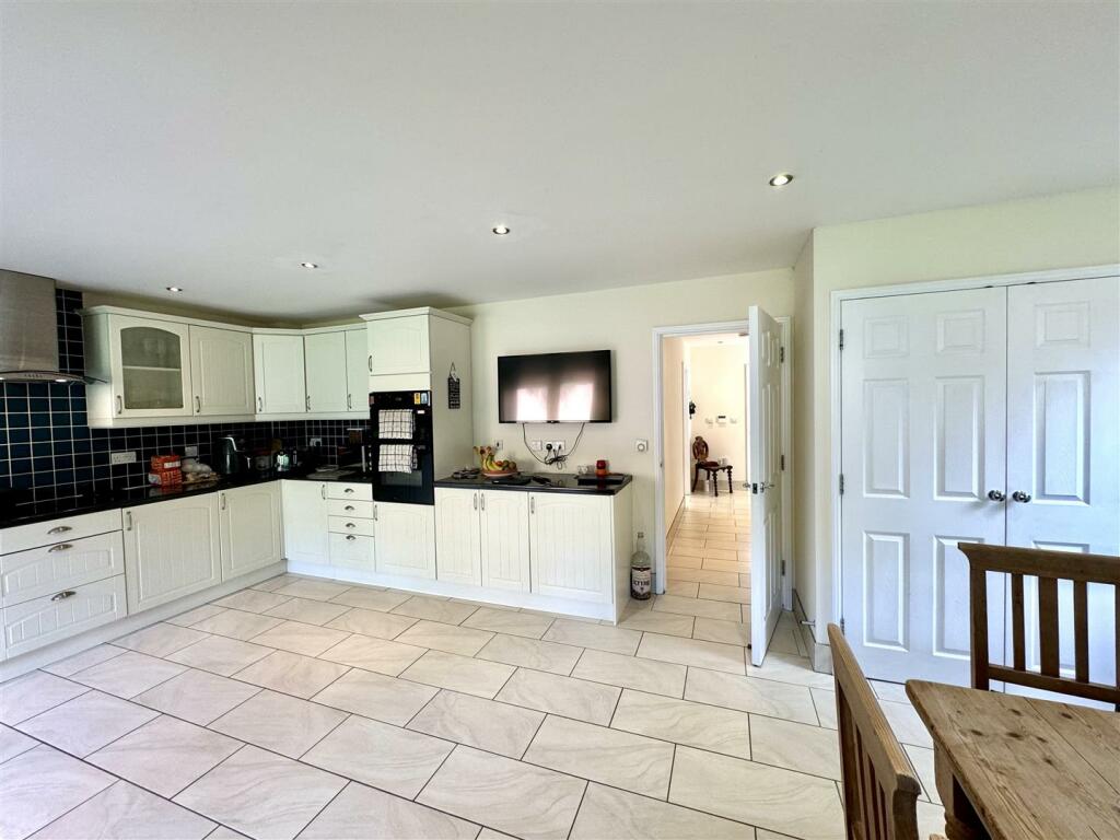 Additional image 9 of Main Road, Aust, Bristol