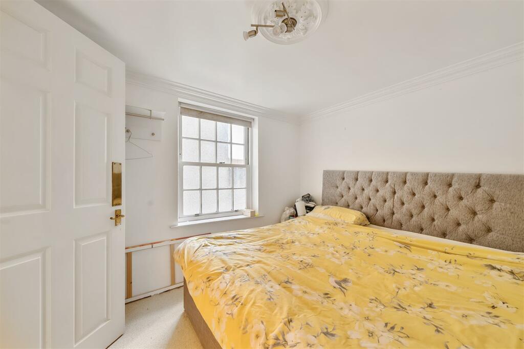 Additional image 5 of Oakfield Road, Clifton