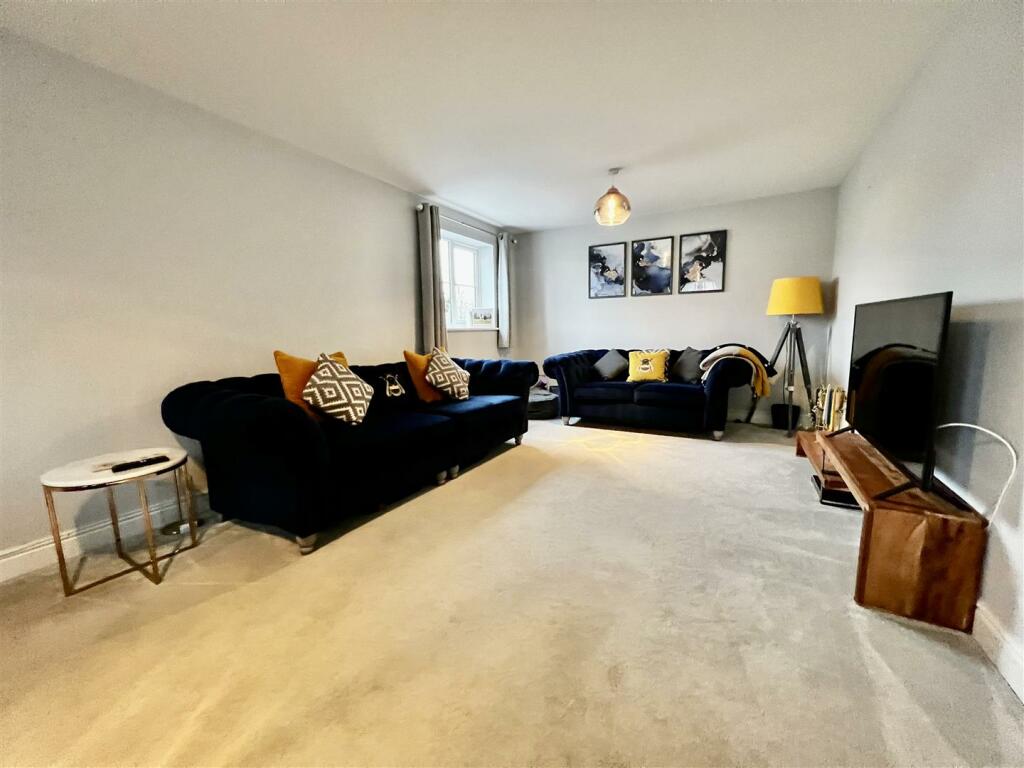 Additional image 12 of Thompson Way, West Wick - DECEPTIVE HOUSE!