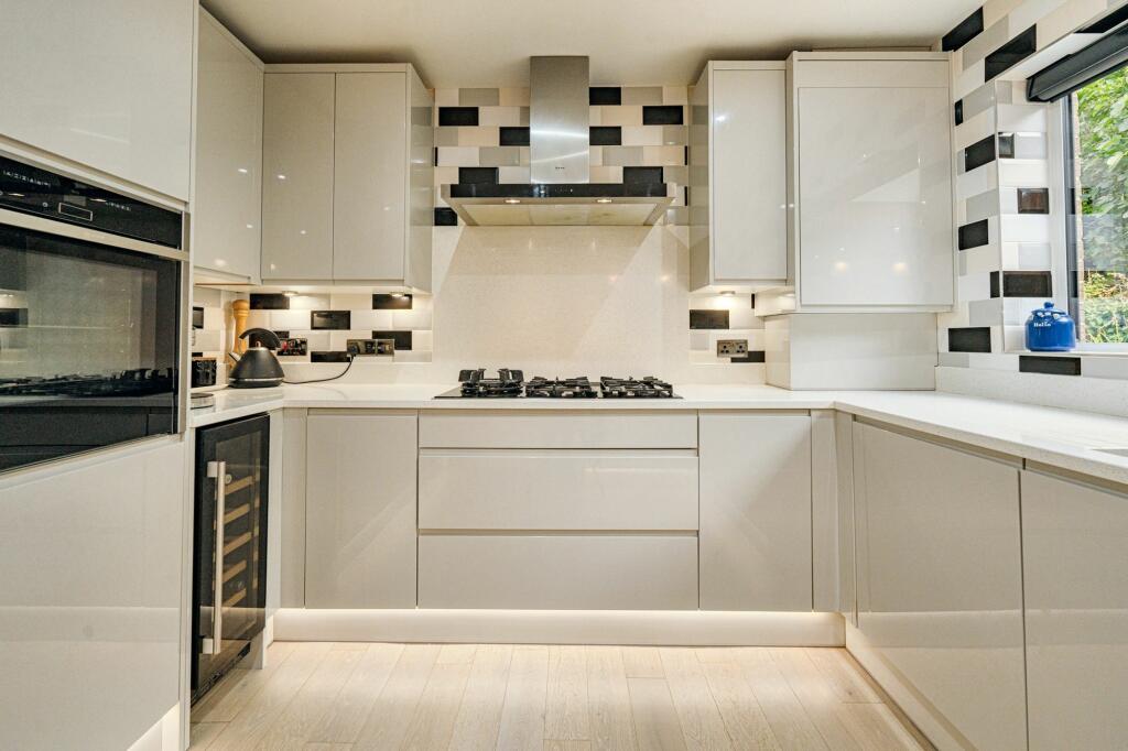 Additional image 8 of Whitethorn Vale, Brentry, BS10