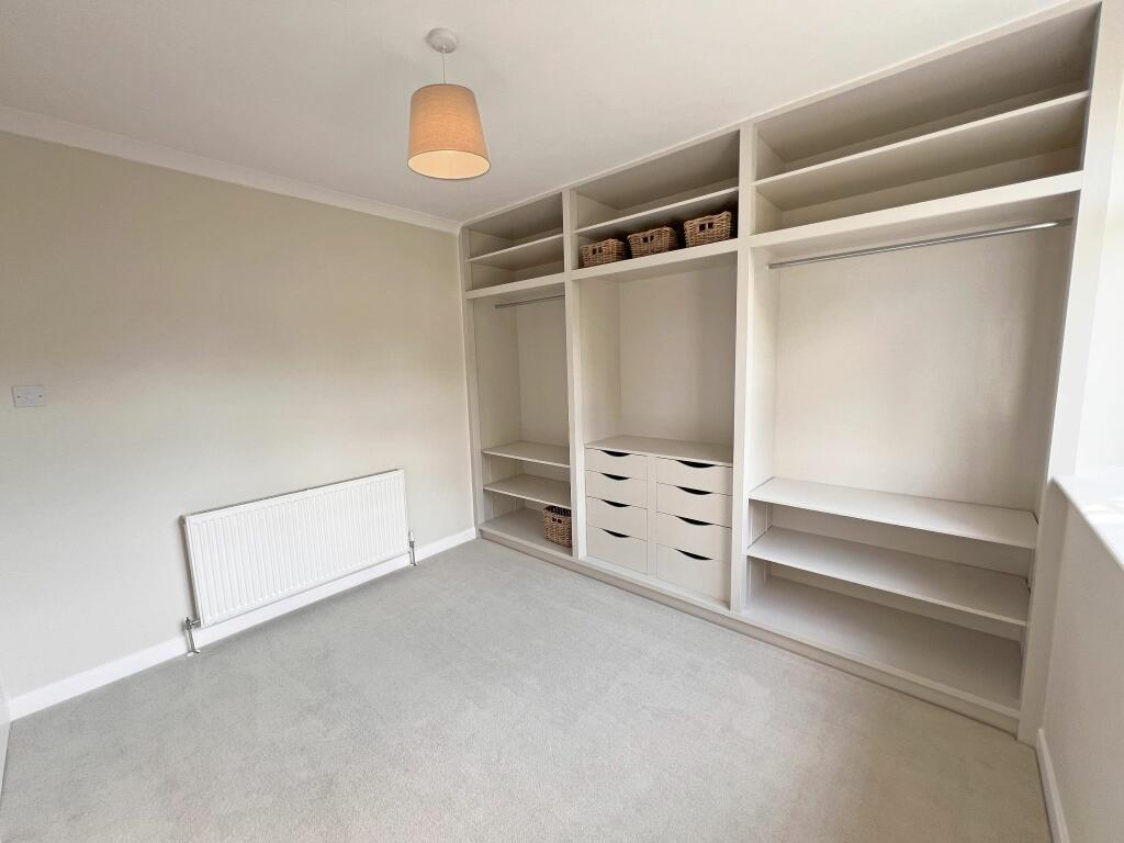 Additional image 10 of Santa Monica Road, Idle,