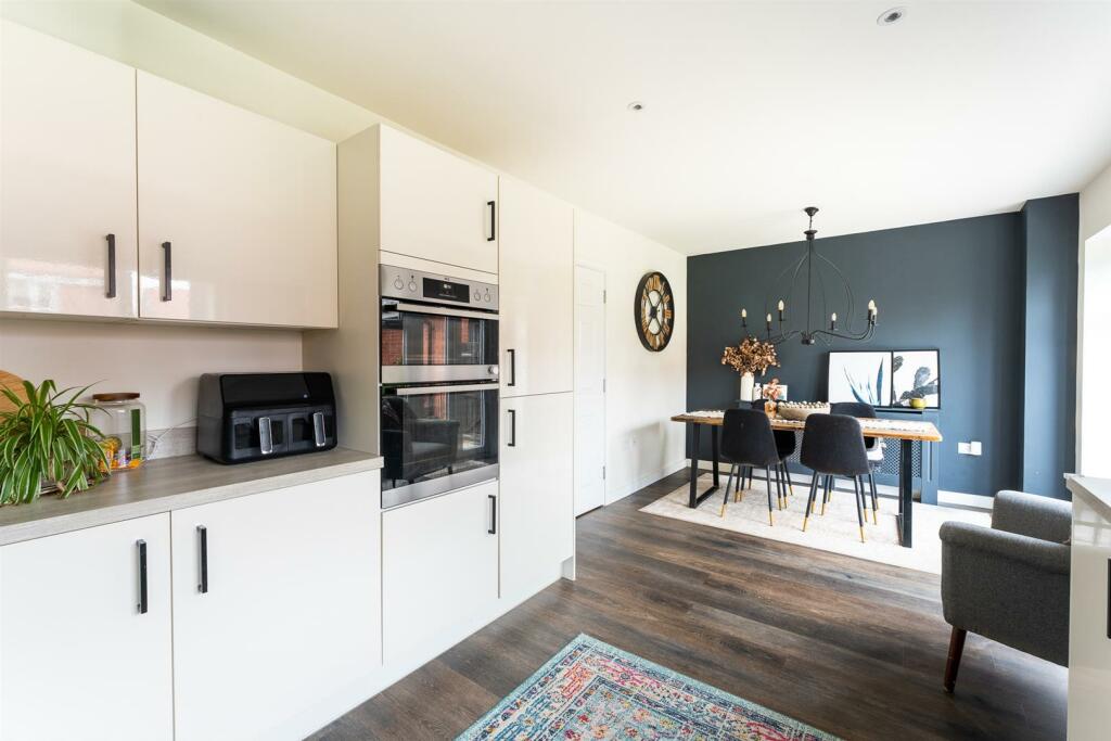 Additional image 6 of Moorhen Road, Yatton - PERFECT FAMILY HOME