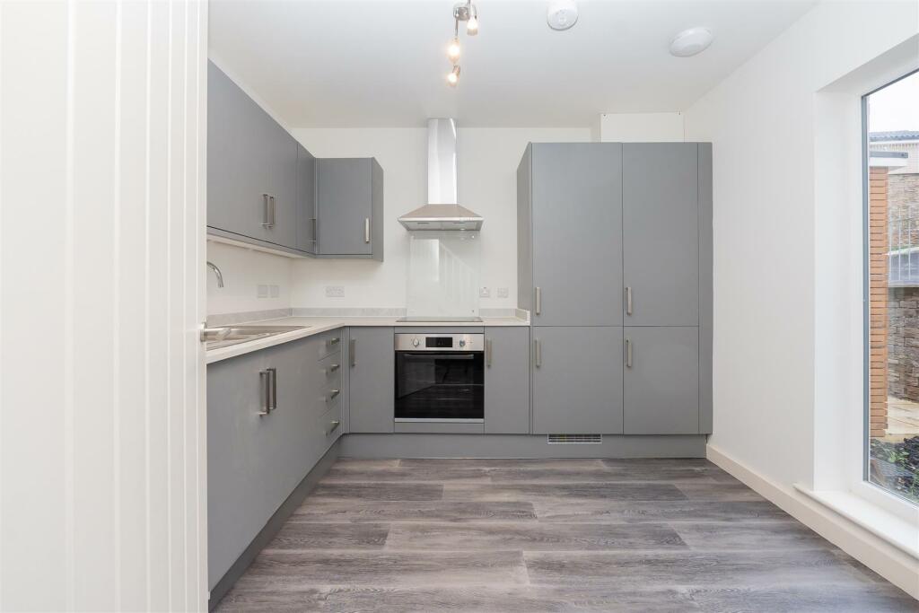 Additional image 12 of Barton Close, Weston-Super-Mare