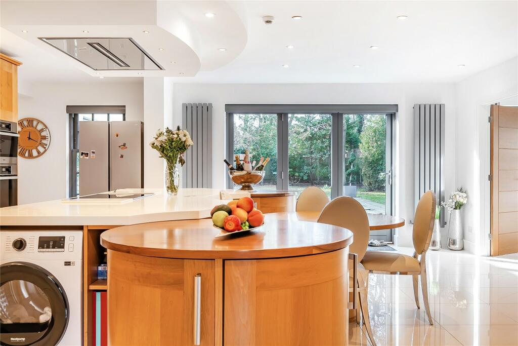 Additional image 13 of Birch Mead, Farnborough Park