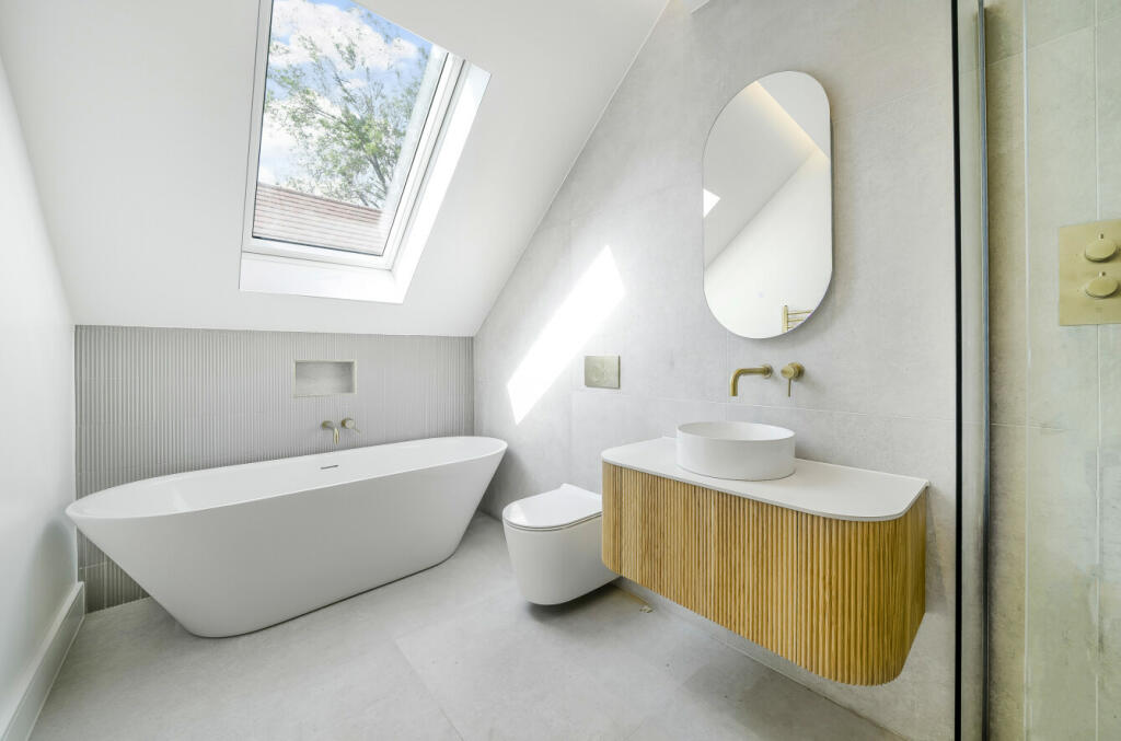 Additional image 8 of Goddington Lane, Orpington, Kent, BR6