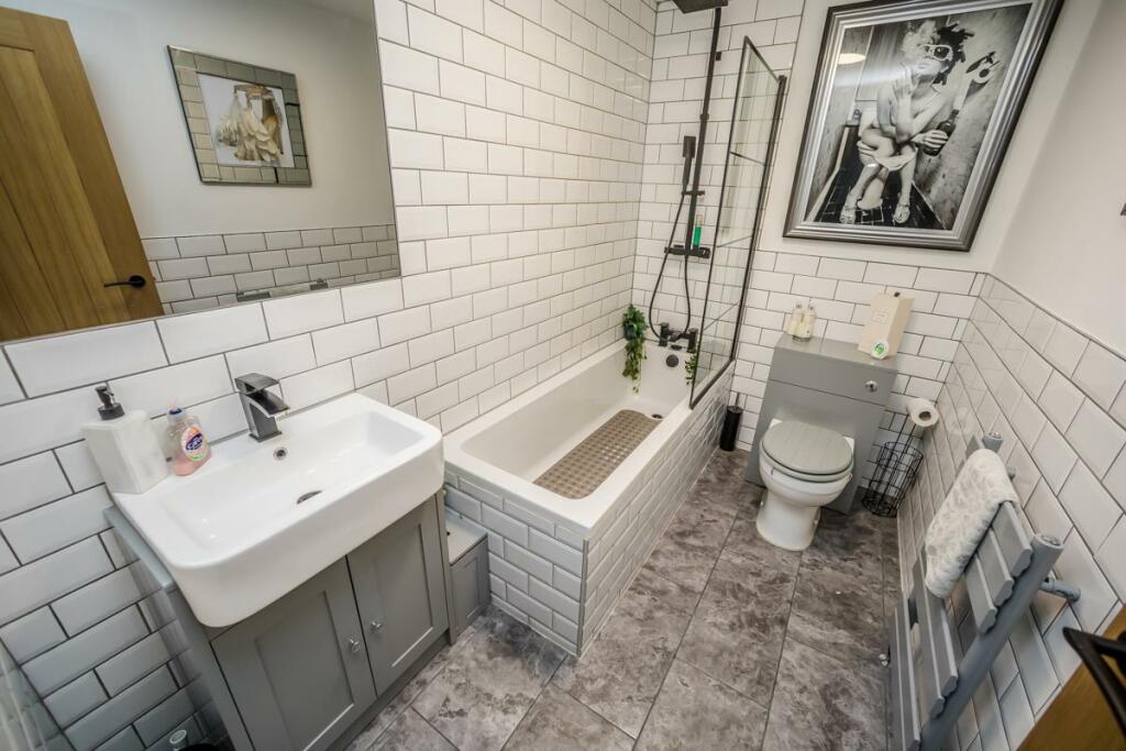 Additional image 17 of Wellfield Gardens, Queensbury