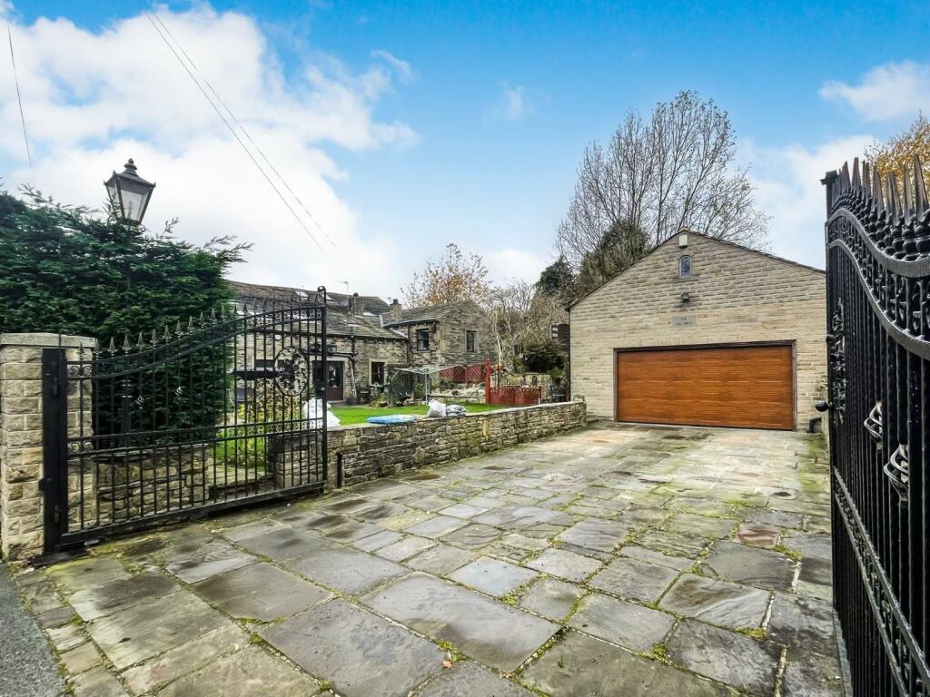 Additional image 26 of Hodgson Fold, Bradford