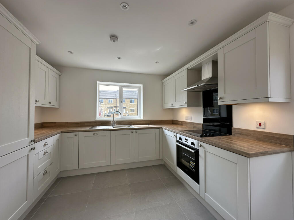 Additional image 7 of Old Farm Rise, Bradford, West Yorkshire, BD2