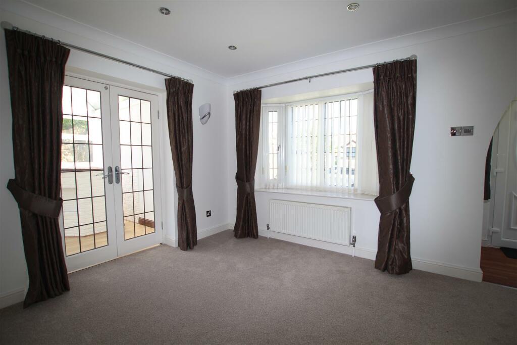 Additional image 27 of Heatherside, Baildon, Shipley