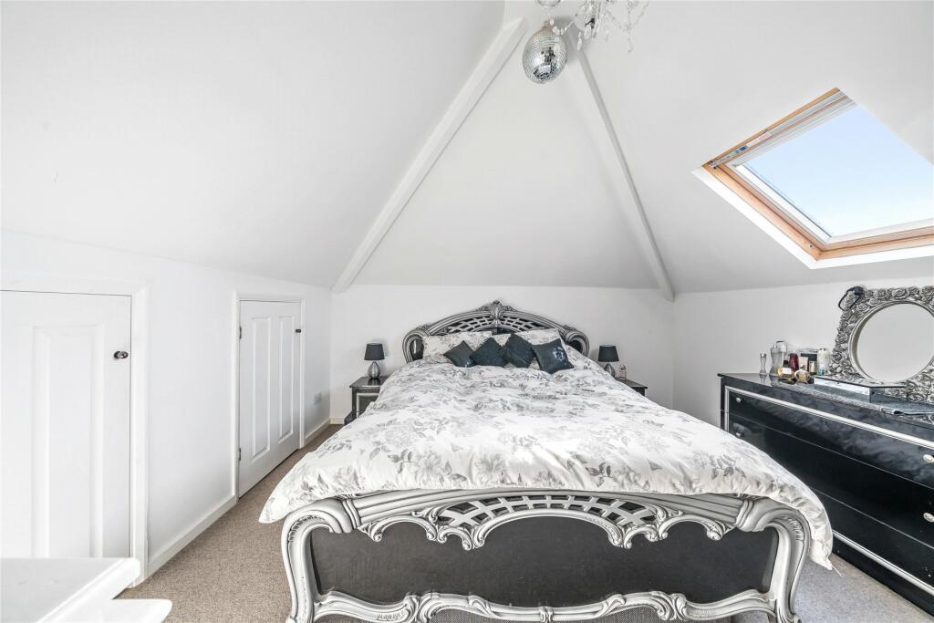 Additional image 18 of Kydbrook Close, Petts Wood, Orpington