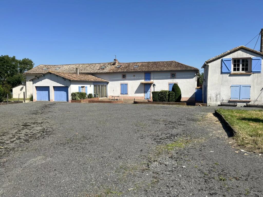 Additional image 2 of Faye-L'abbesse, Poitou-Charentes, 79350, France