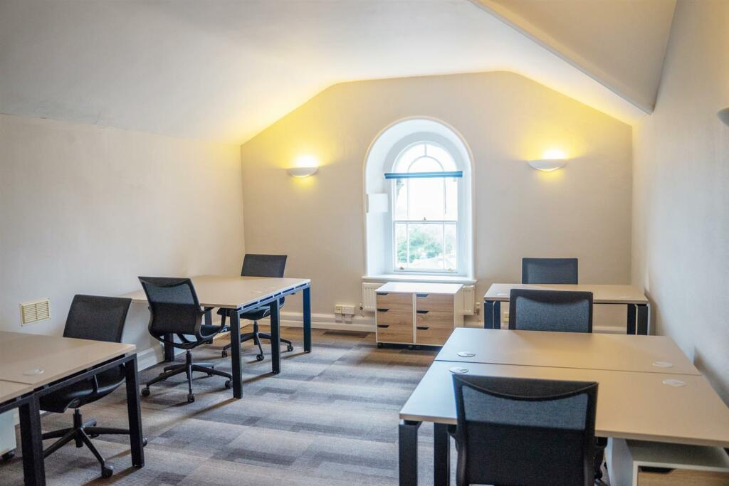 Additional image 11 of Luxurious serviced office suites close to Clevedon sea front