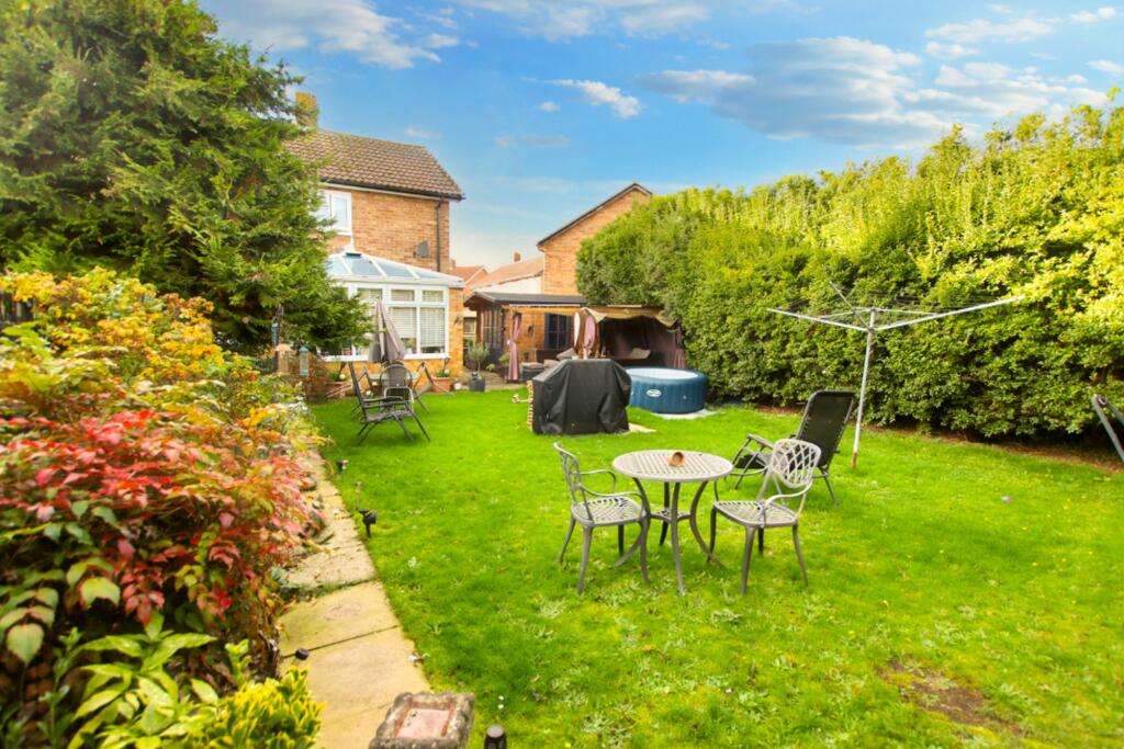 Additional image 11 of Cranbrook Close, Bromley, BR2