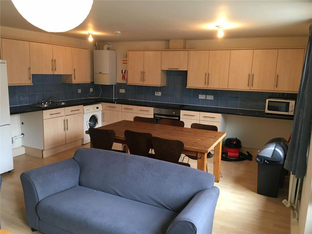 Additional image 14 of Flat B, Cotham Hill Apartments, 3 Hampton Lane (FFF), Cotham, Bristol, BS6