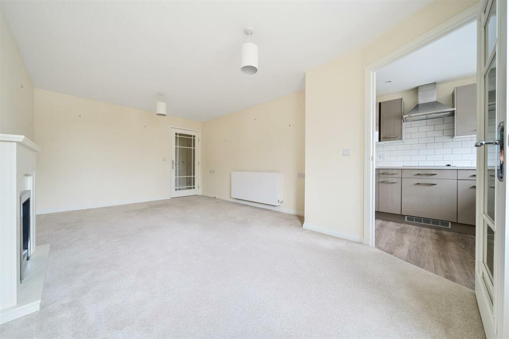 Additional image 4 of New Pooles Lodge, Fishponds, Bristol