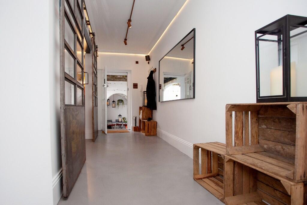 Additional image 37 of Royal York Crescent, Bristol, BS8