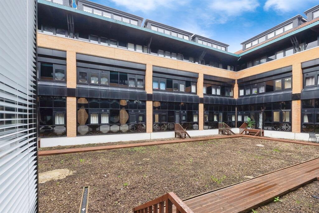 Additional image 15 of Whitchurch Lane, Bristol