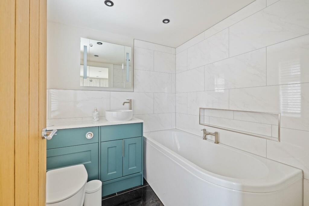 Additional image 8 of Cecil Avenue, St George