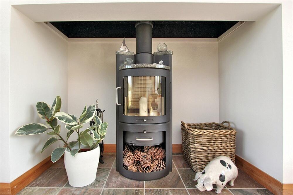 Additional image 10 of Down Road, Alveston, BS35