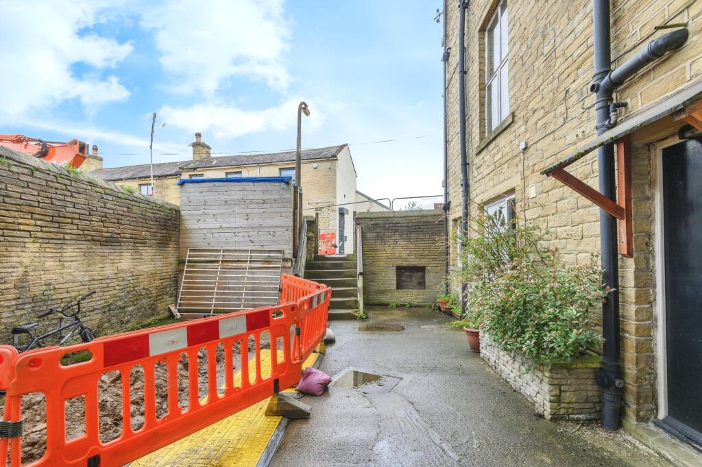 Additional image 8 of 2 Wharf Street, Shipley, BD17