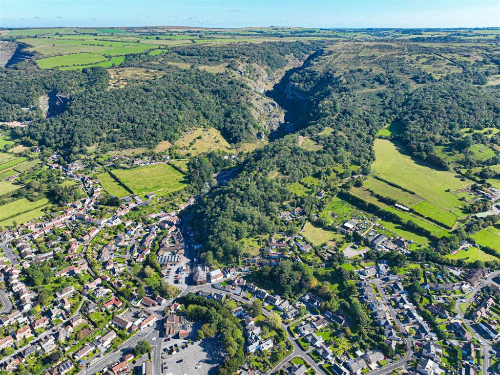 Additional image 95 of 54 St. Andrews Road, Cheddar