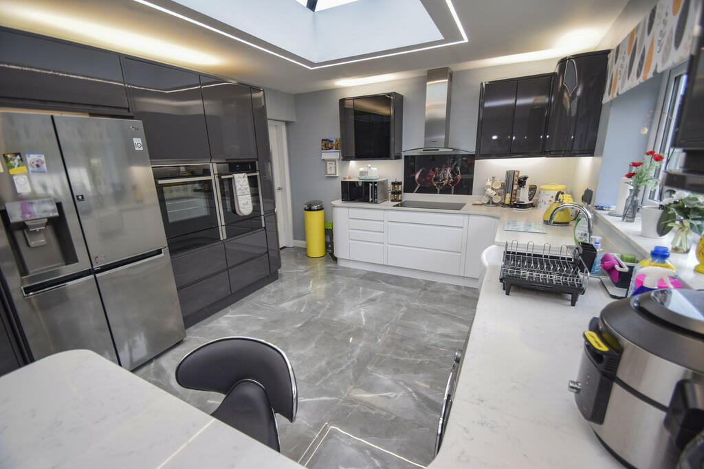 Additional image 18 of Branksome Drive, Shipley