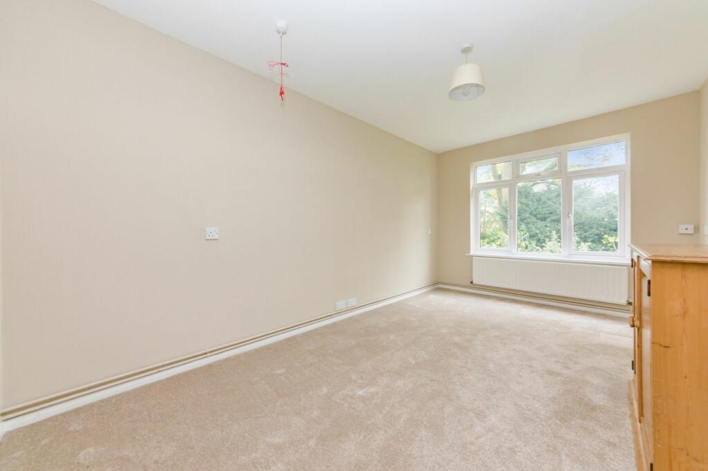 Additional image 9 of Warren Drive, Lewes, BN7