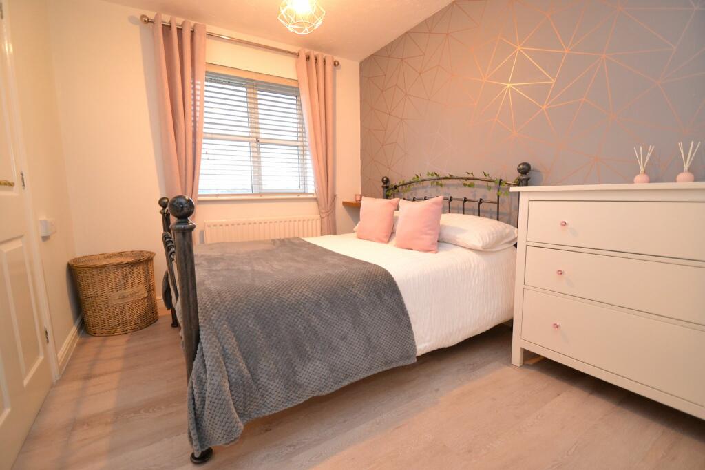 Additional image 17 of Far Crook, Thackley,