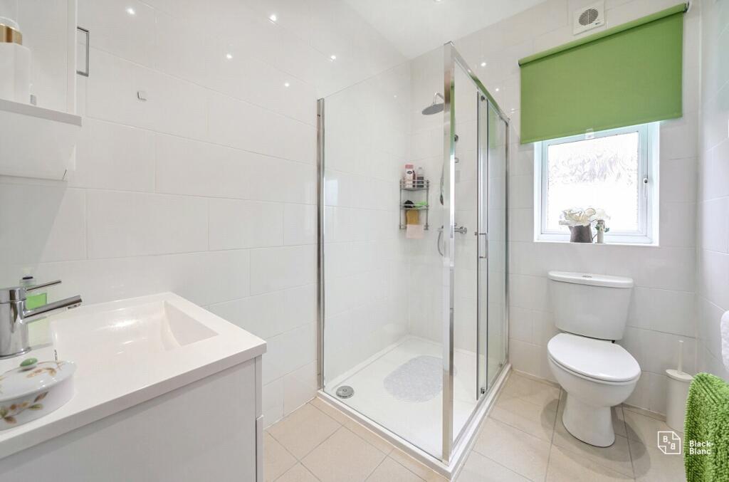 Additional image 19 of Hawes Lane, West Wickham, BR4