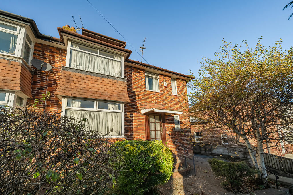 Westbury Lane, Coombe Dingle, Bristol, BS9