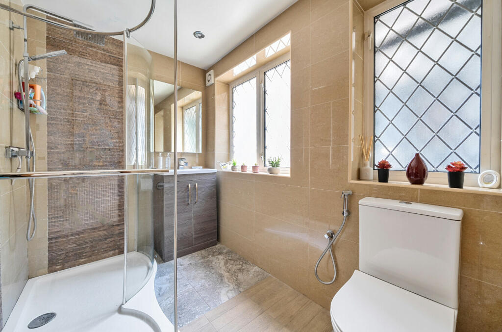 Additional image 16 of Leesons Hill, Chislehurst, Kent, BR7