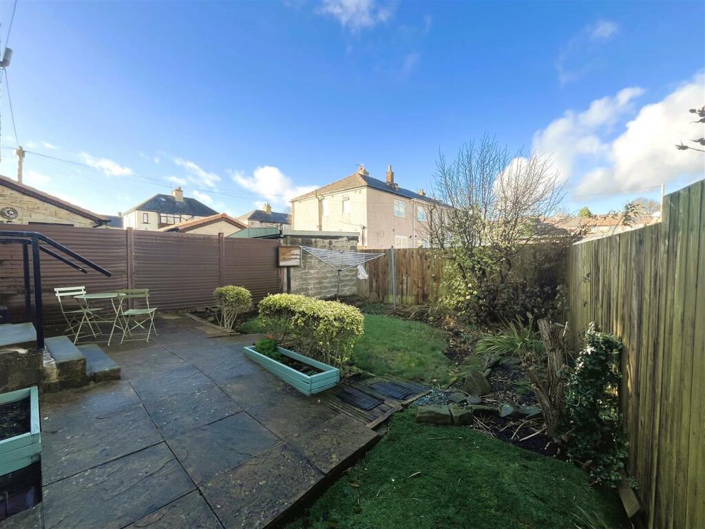 Additional image 17 of Carr House Lane, Wyke, Bradford
