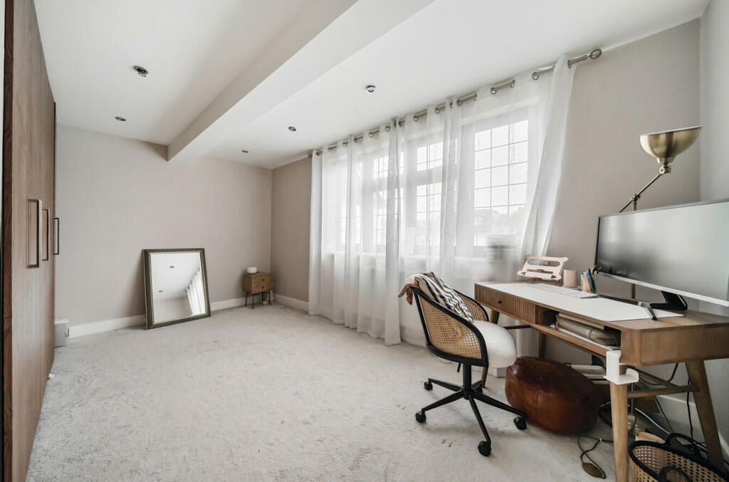 Additional image 23 of Leesons Hill, Chislehurst, Kent, BR7