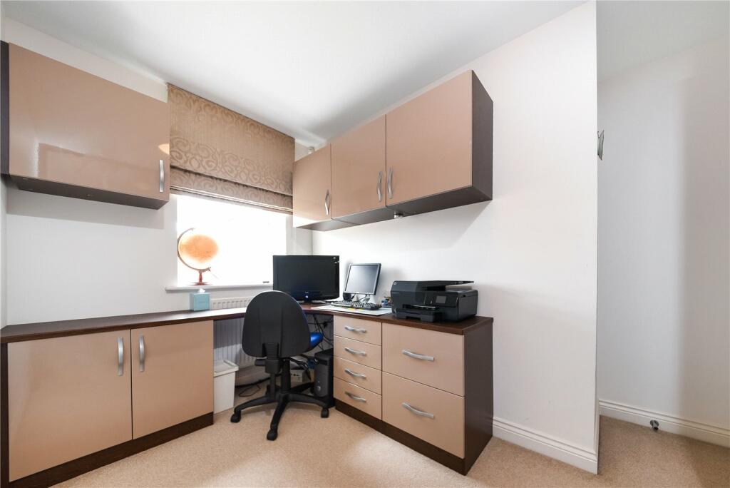 Additional image 12 of Renwick Drive, Bromley, BR2