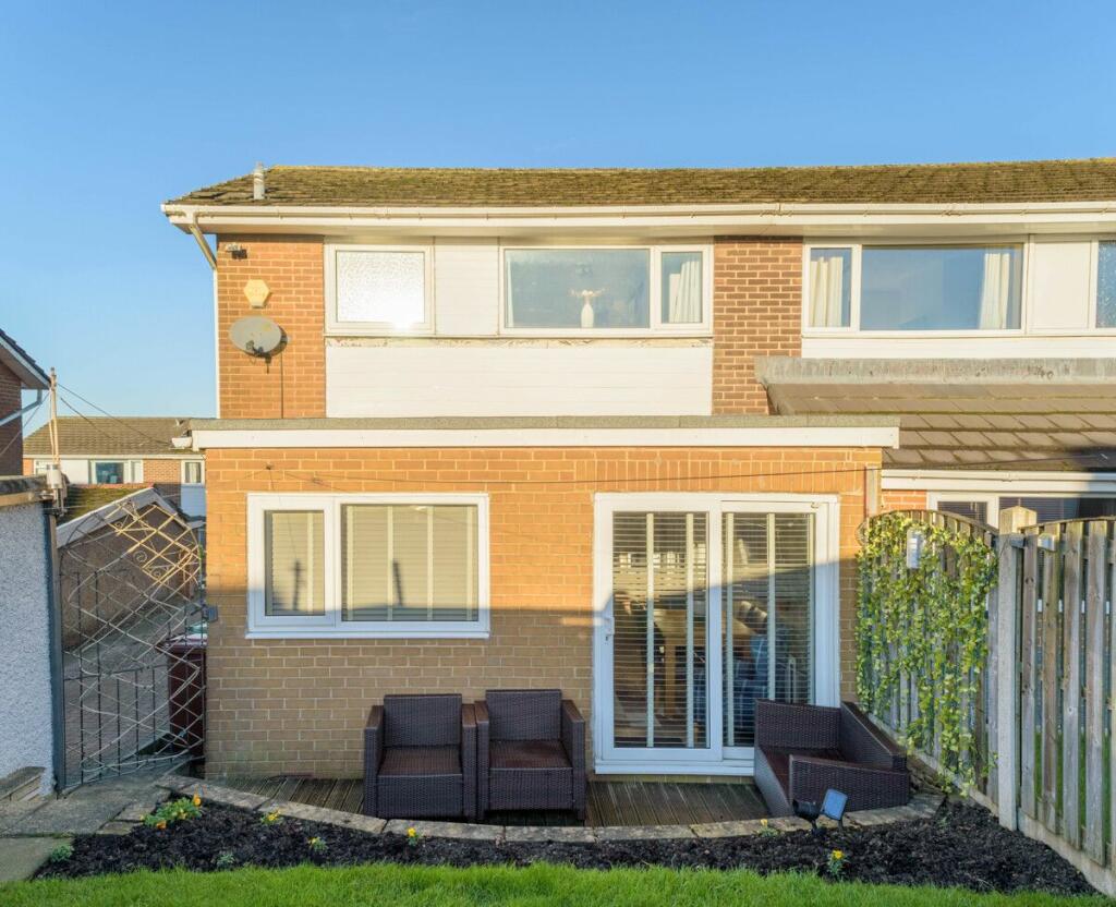 Additional image 21 of Moorside Gardens, Drighlington, Bradford