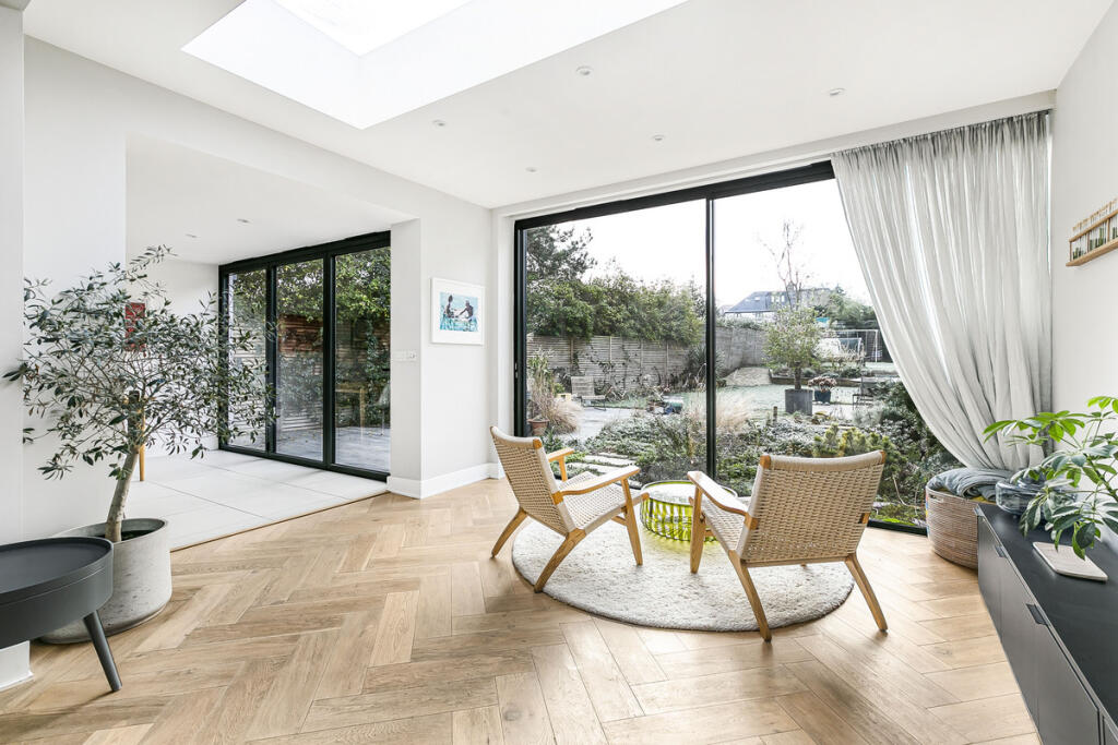 Additional image 4 of Alexandra Crescent, Bromley, BR1