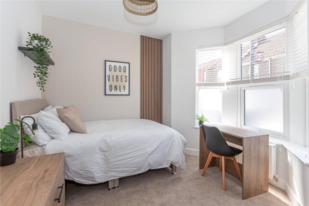 Primary image of Forest Road, Fishponds, Bristol, BS16